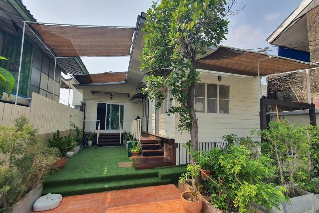 Riverfront House/chao Phraya River/baan Rimphraya Ferienhaus *