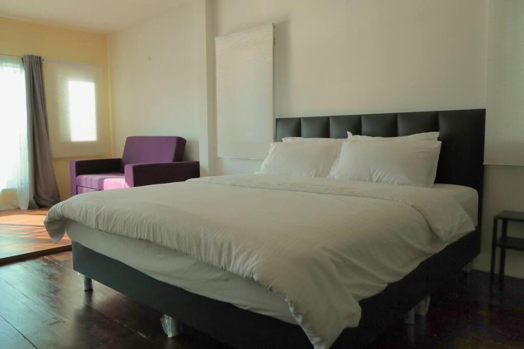 Holiday home Riverfront House/chao Phraya River/baan Rimphraya