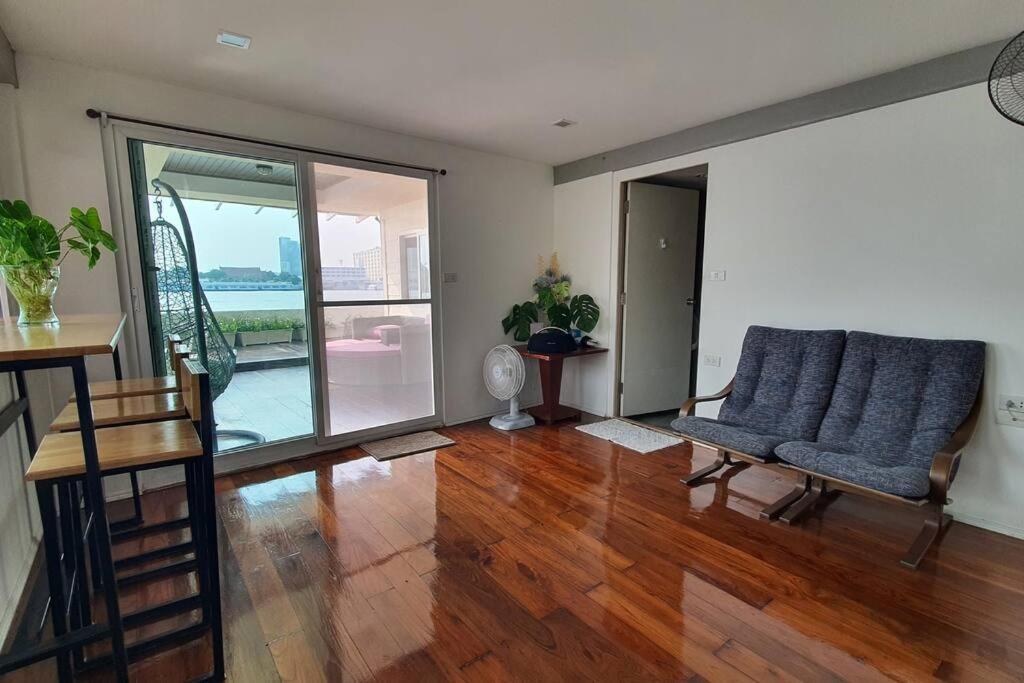 Riverfront House/chao Phraya River/baan Rimphraya Holiday home Bangkok