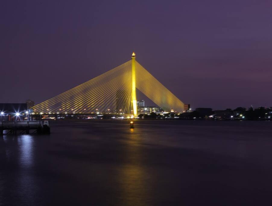 Riverfront House/chao Phraya River/baan Rimphraya Holiday home