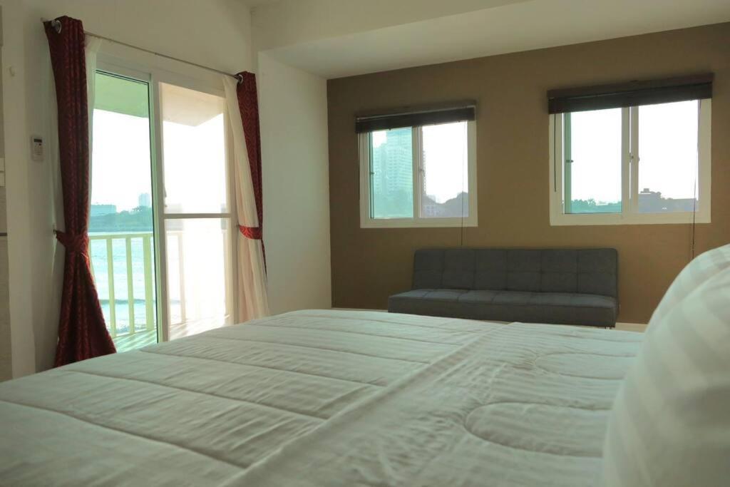 Holiday home Riverfront House/chao Phraya River/baan Rimphraya *