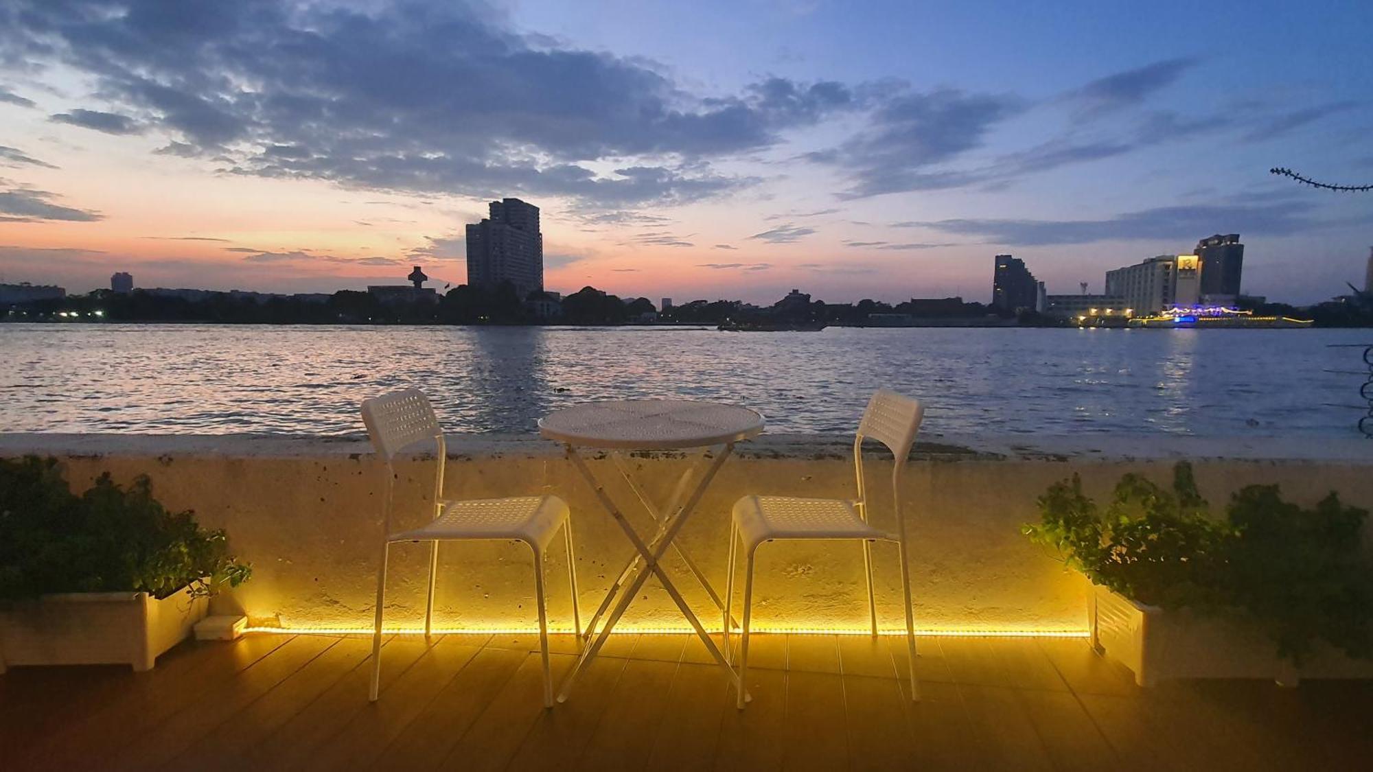 Holiday home Riverfront House/chao Phraya River/baan Rimphraya Bangkok